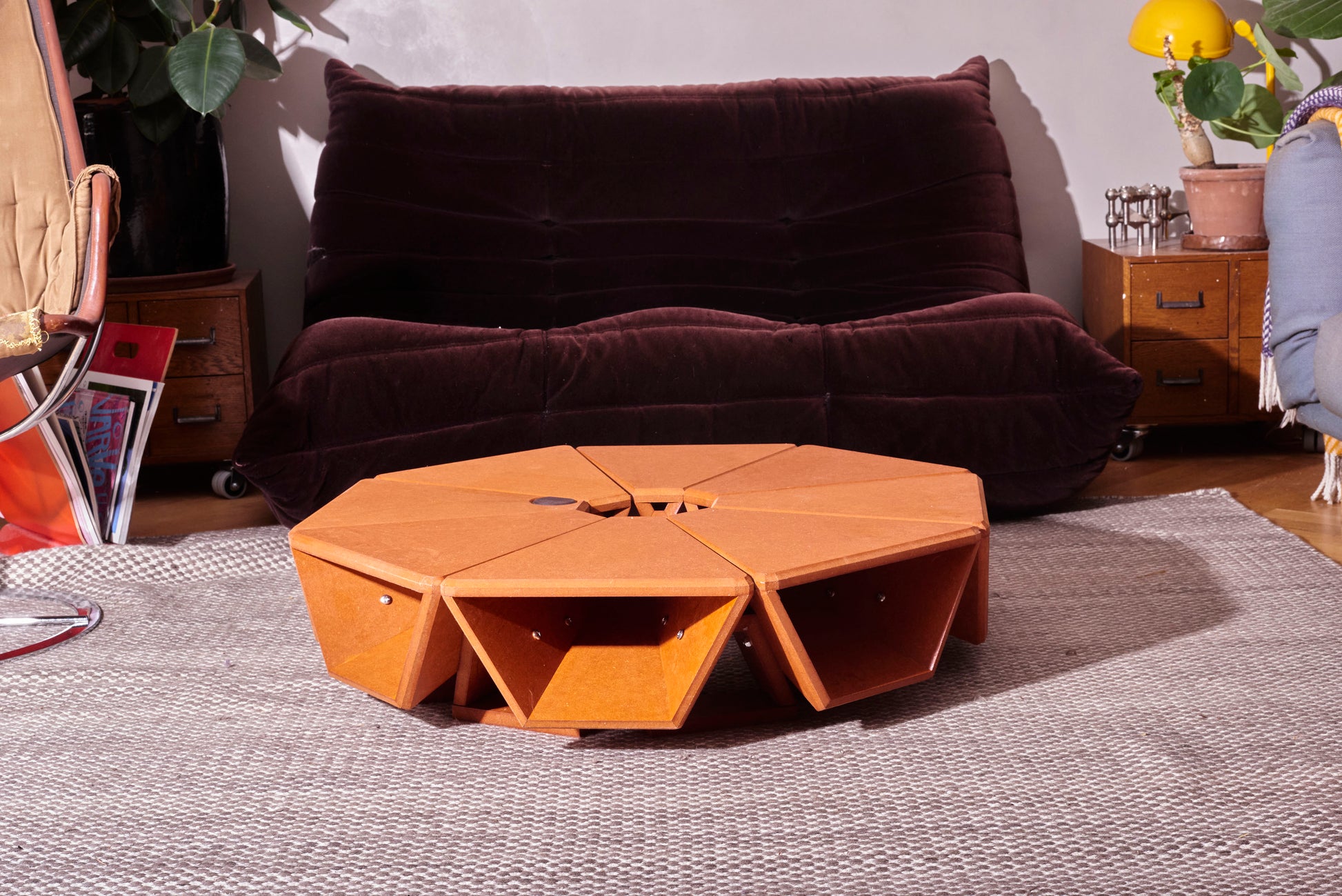 OKTO TABLE