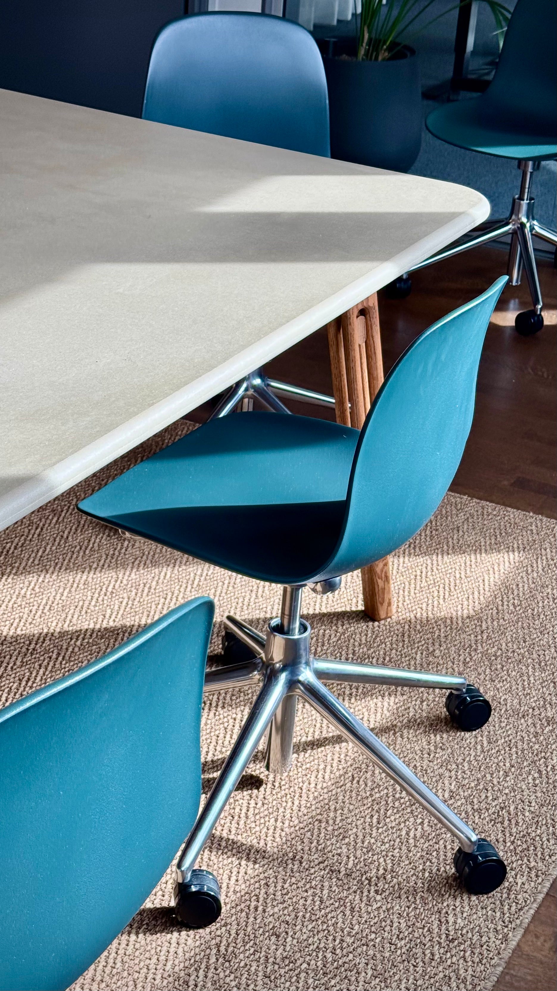 8 SITTS - Mat/konferensbord