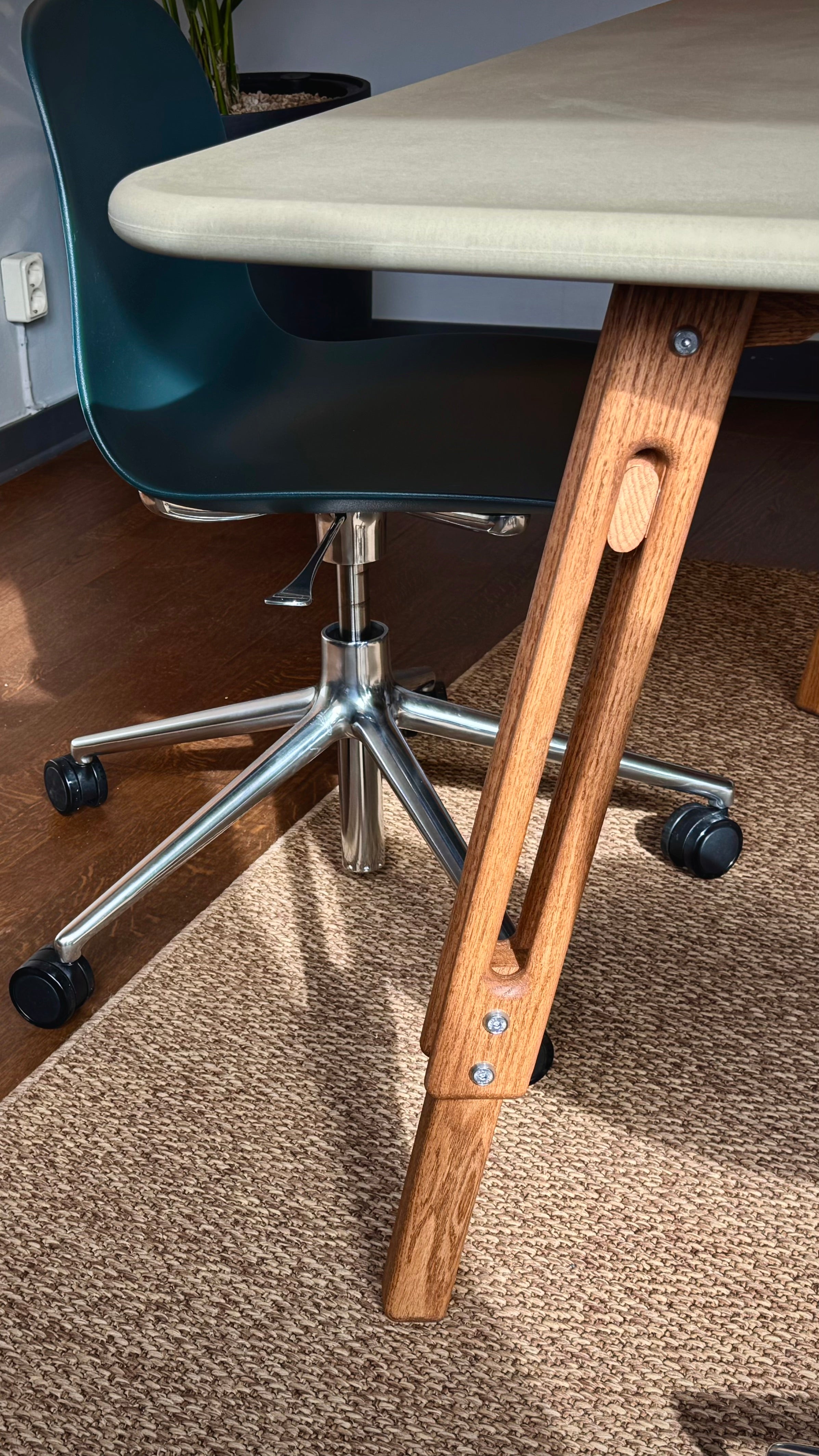 8 SITTS - Mat/konferensbord